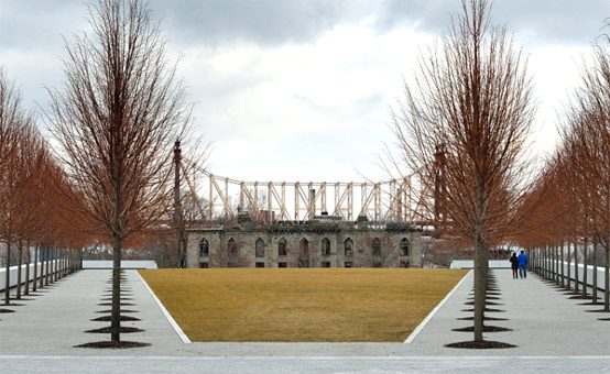 Plaza at the Four Freedoms Park with the Smallpox Hospital in the background Jerry Dohnal / creative commons