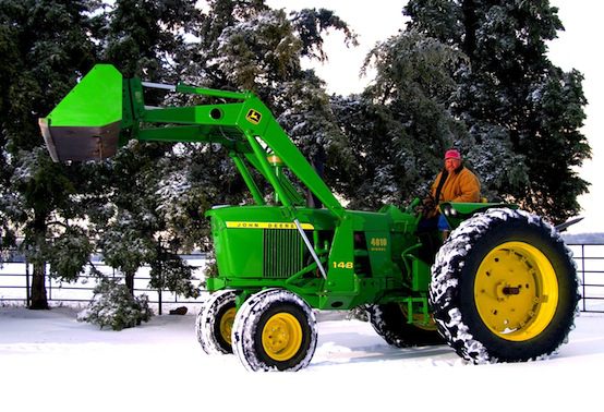 tractor snow big