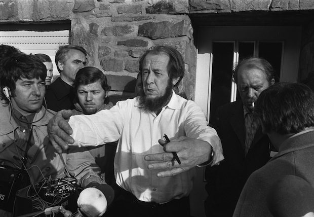 Aleksandr_Solzhenitsyn_1974b