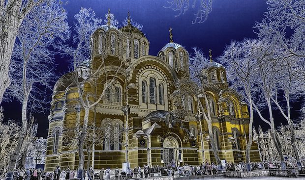 8394911813_7c61f5f6cc_z