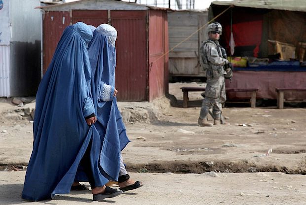 Afghanistan women soldier