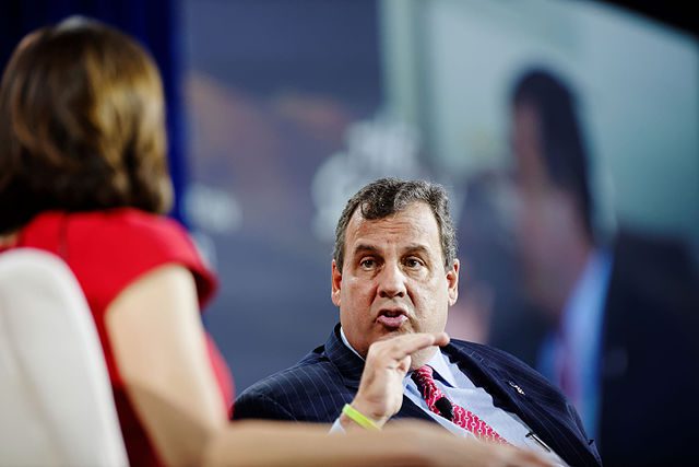 Governor_of_New_Jersey_Chris_Christie_at_New_Hampshire_Education_Summit_The_Seventy-Four_August_19th,_2015_by_Michael_Vadon_05