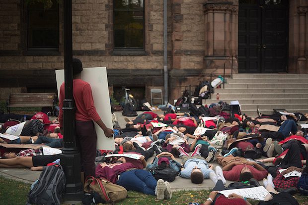 23326887251_43571a8d03_z