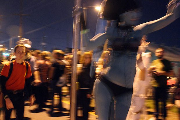 The Krewe of Chewbacchus rolls in 2013 (melanie innis/flickr)