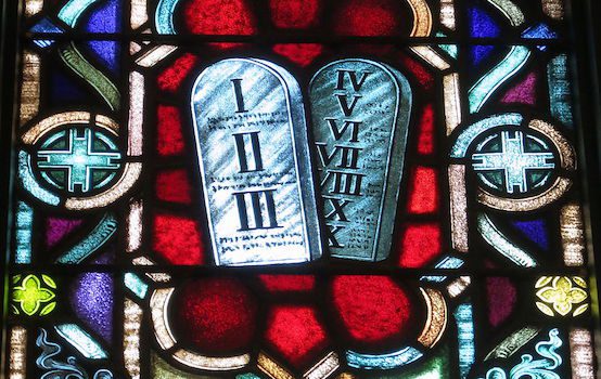 Saint_Patrick_Catholic_Church_(Junction_City,_Ohio)_-_stained_glass,_Ten_Commandments