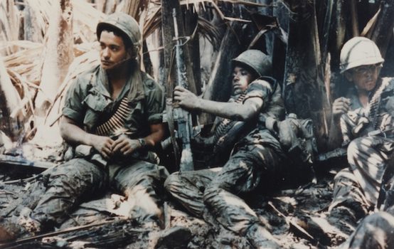 US-Army-troops-taking-break-while-on-patrol-in-Vietnam-War