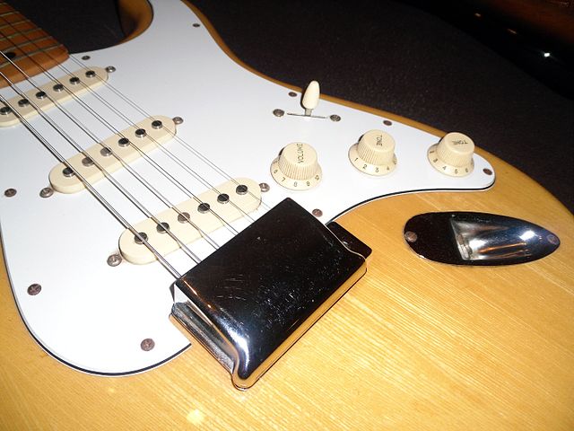 00-1970s-Stratocaster_copy