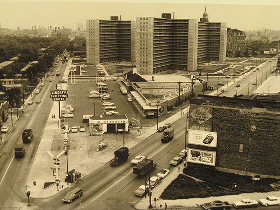 Chicago_architecture_westside_1960s_hud_urbanrenewal_holyfamilychurch_rg207_IMG_2461_(5743100613)