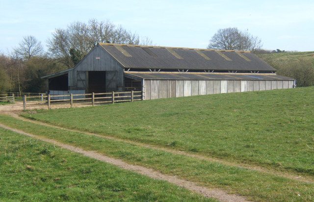 Barn_by_track_to_Grindle_Farm_-_geograph.org.uk_-_1236962