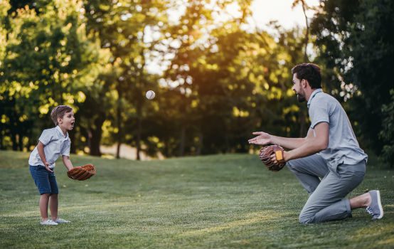 Baseball catch game