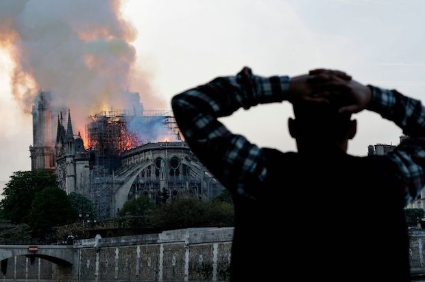 TOPSHOT-FRANCE-FIRE-NOTRE DAME