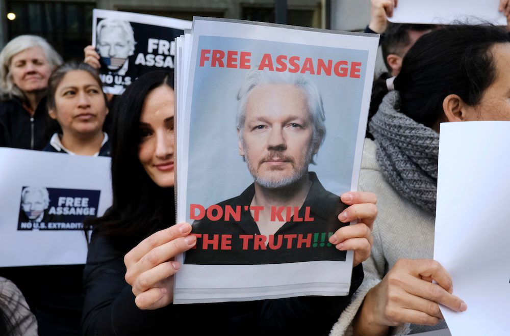 assange julian