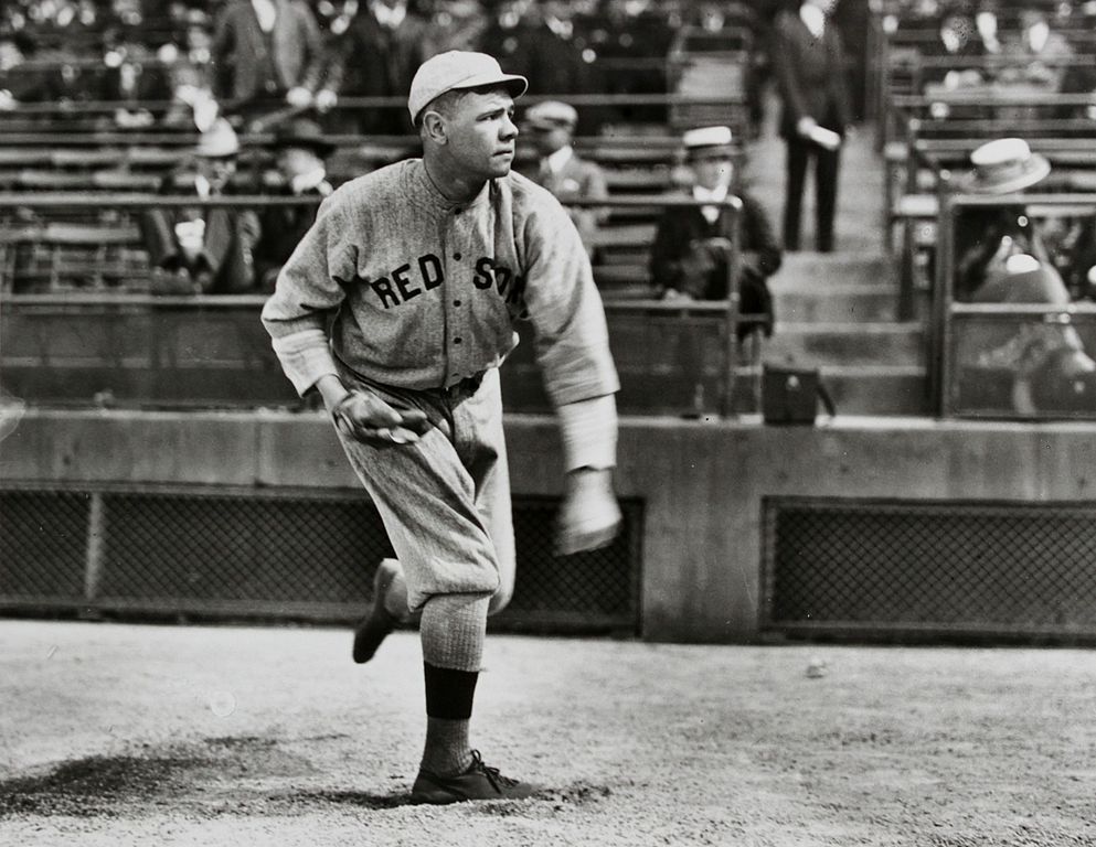 Babe_Ruth_Boston_pitching