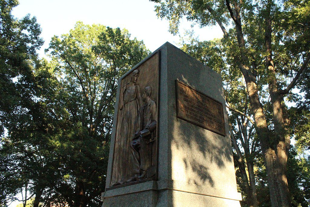1024px-Silent_Sam_pedestal_without_statue