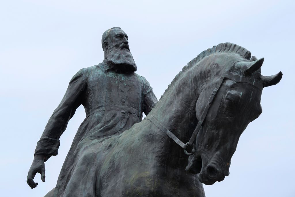 Leopold II statue