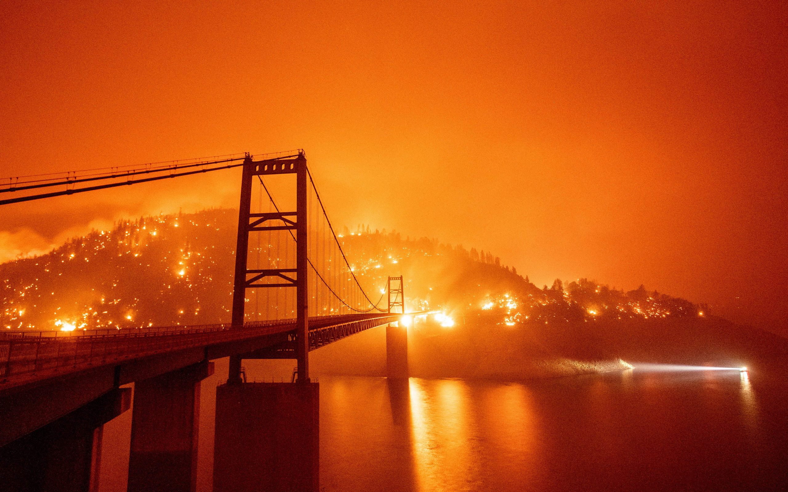 US-WILDFIRES-CALIFORNIA