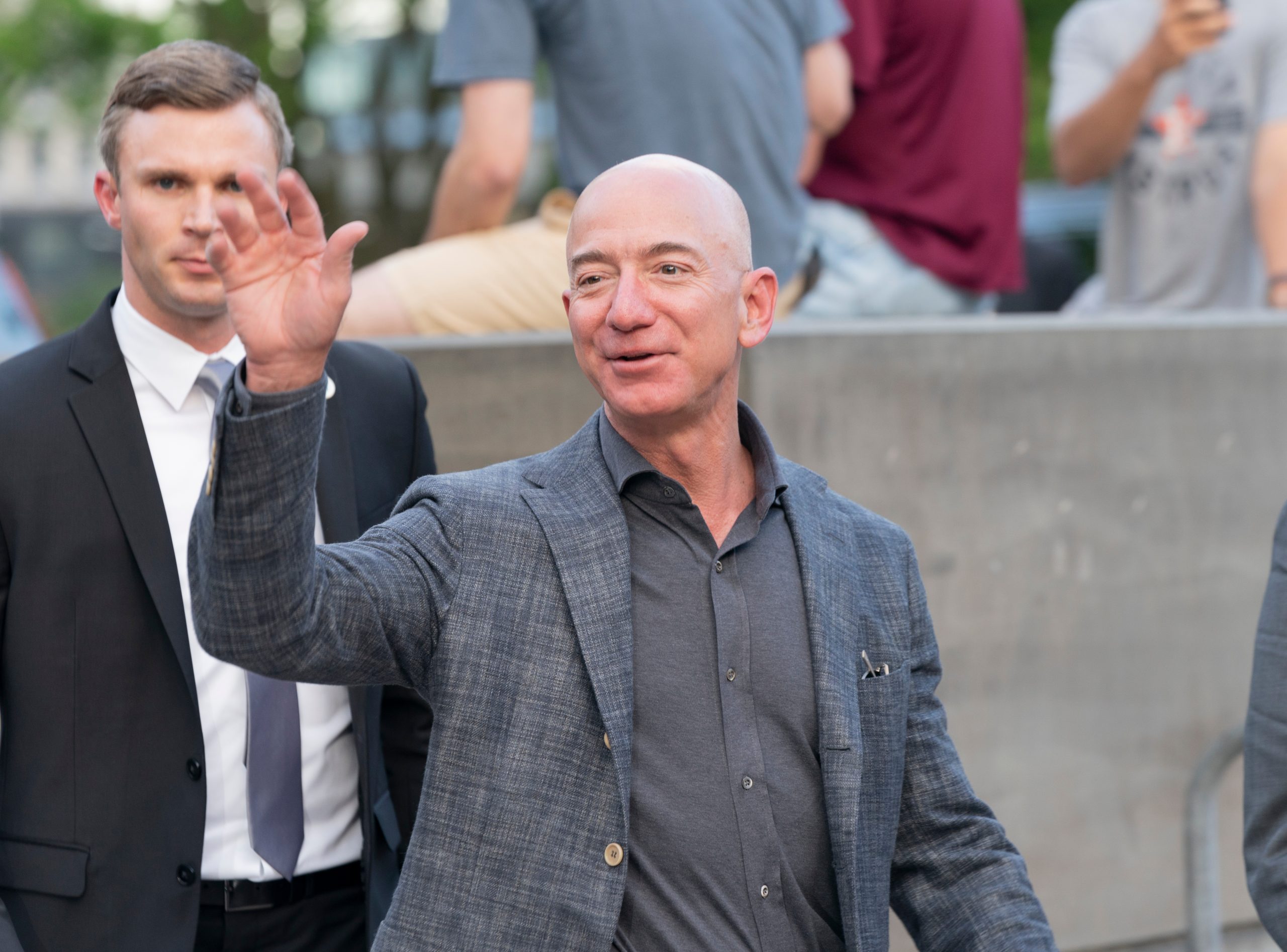 New,York,,Ny,-,May,15,,2019:,Jeff,Bezos,Arrives