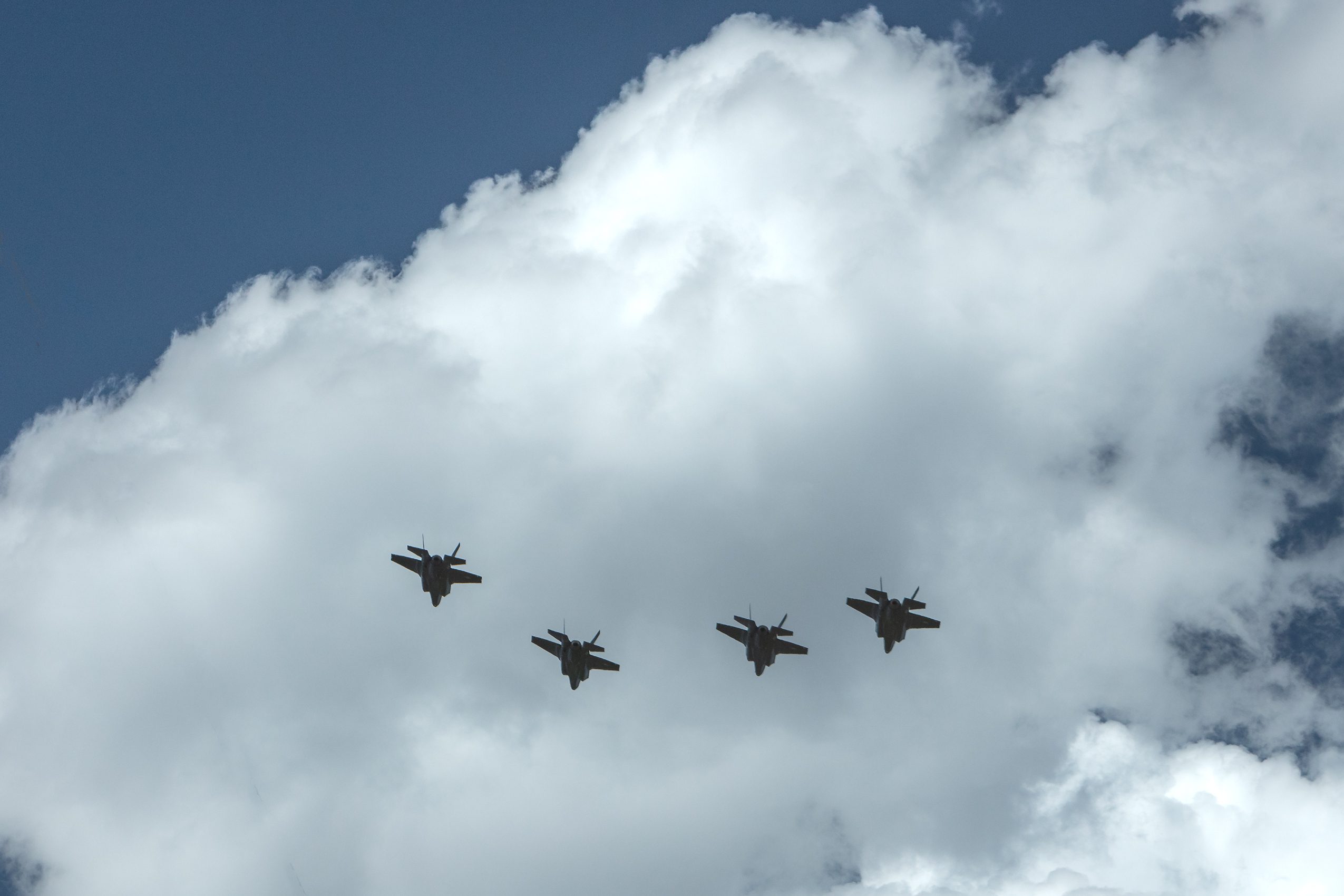 Military,Planes,Fly,Over,Utah,To,Honor,Health,Care,Workers