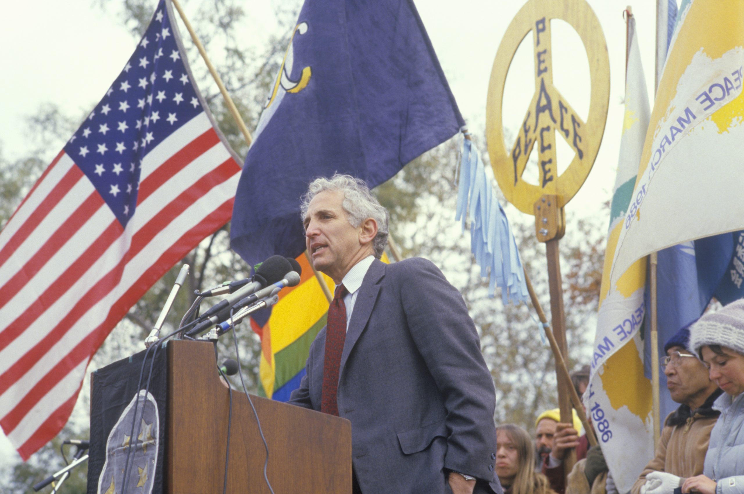 Political,Activist,,Daniel,Ellsberg,,Speaking,At,Rally,,Washington,D.c.