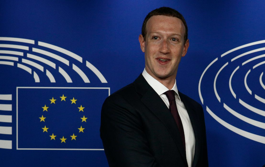 Brussels,,Belgium.,May,22th,,2018.,Facebook's,Ceo,Mark,Zuckerberg,Shakes