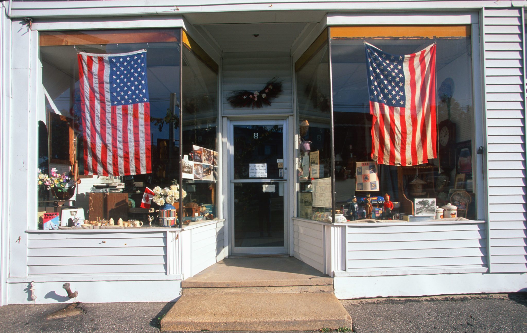 New,England,Storefronts,Decorated,With,American,Flags,To,Honor,September