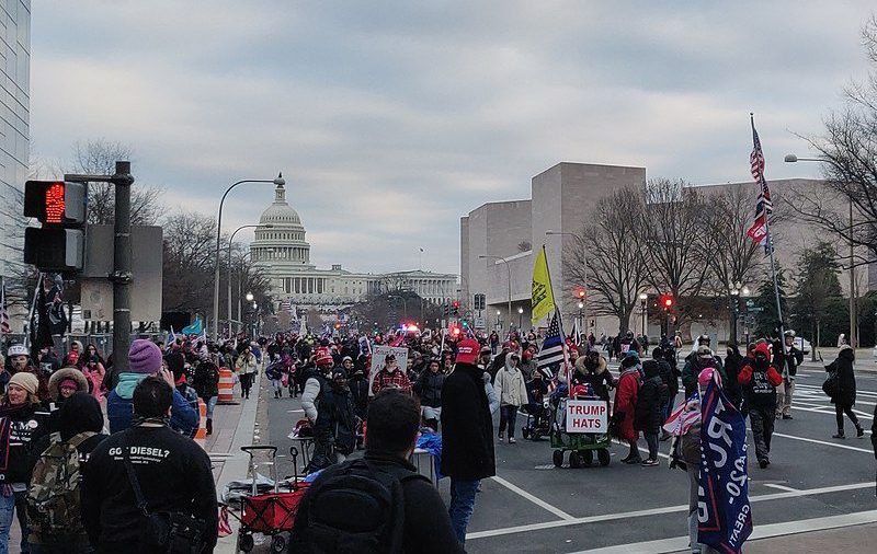 US_Capitol_January_6th_2021_during_the_riot