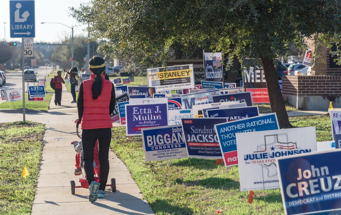 Irving,,Texas,,Usa-mar,2,,2018:,Yard,Sign,At,Residential,Street