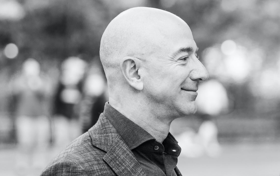 New,York,,Ny,-,May,15,,2019:,Jeff,Bezos,Arrives