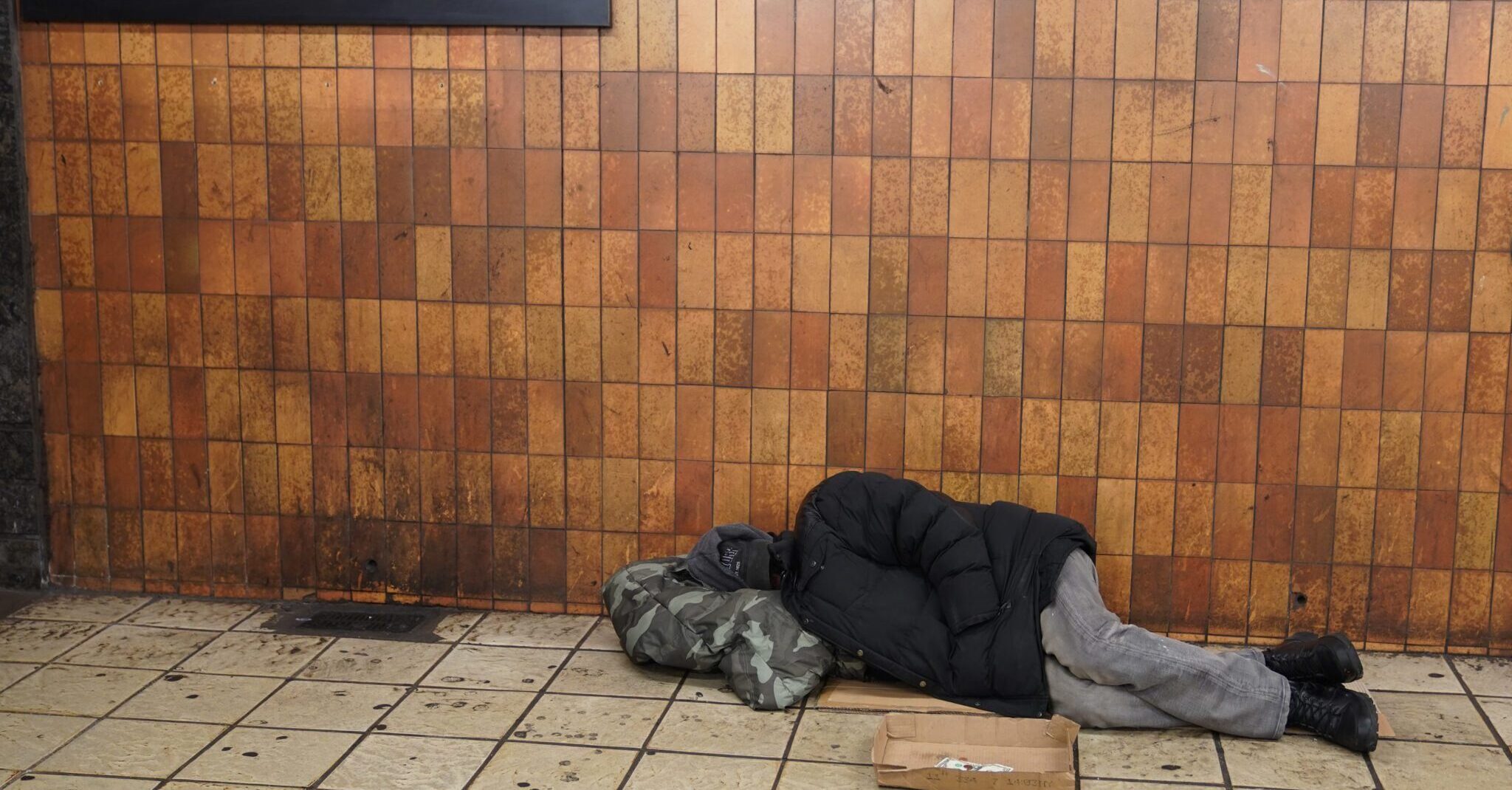 New,York,-,December,19,,2017:,Homeless,At,Times,Square