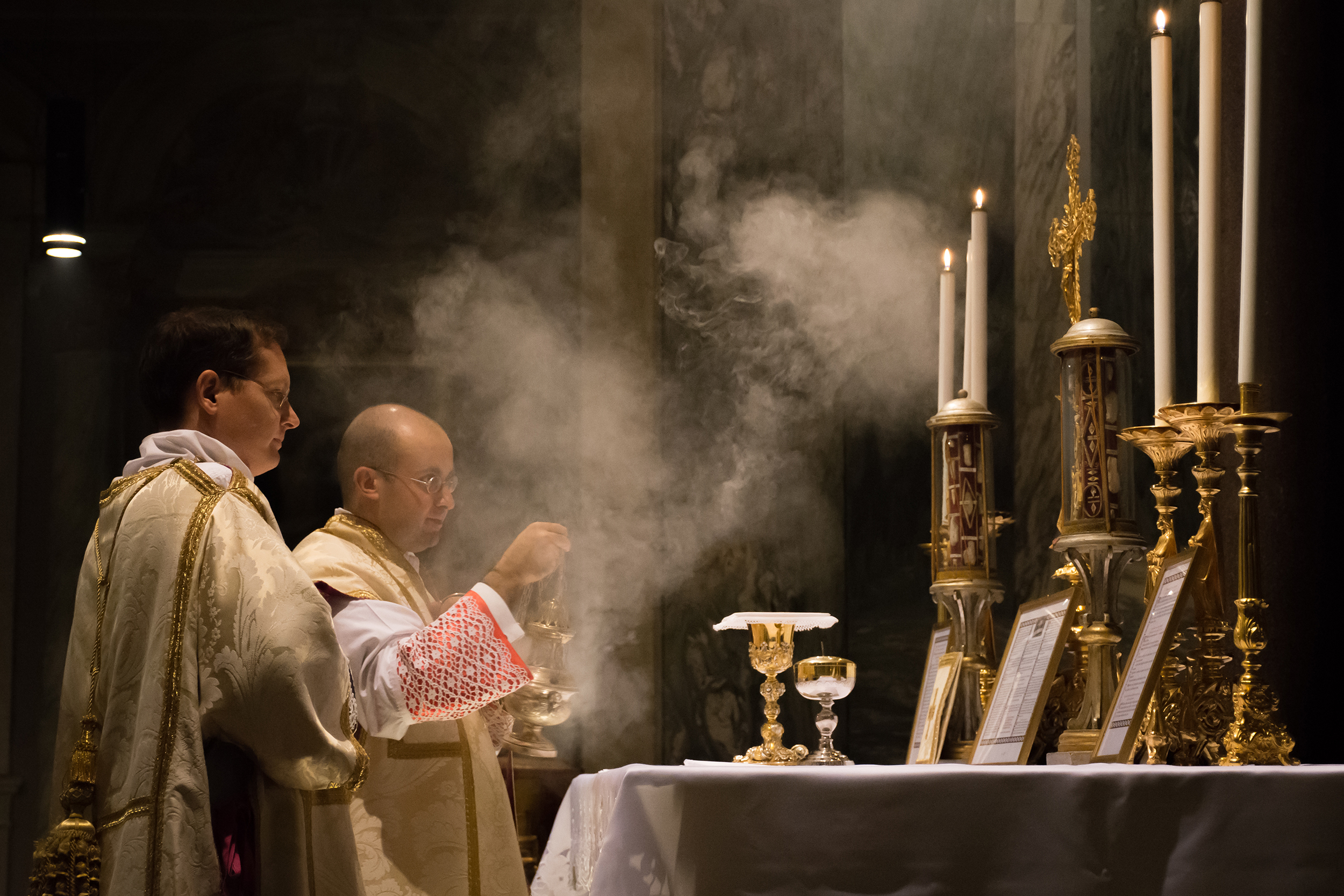 Rome,,Italy,-,Circa,October,2016,-,Catholic,Priest,Celebrating