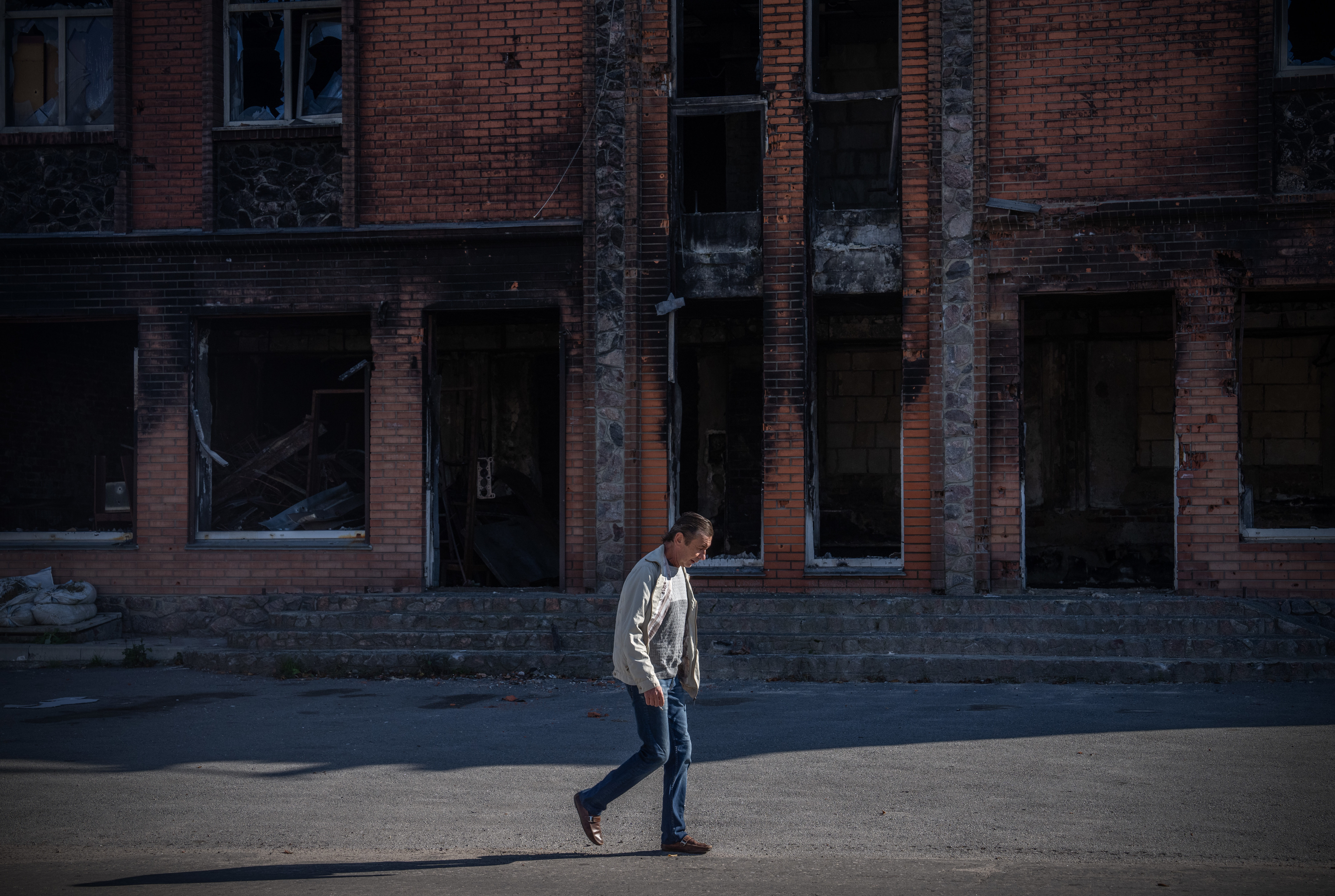 War and Regrets in Ukraine