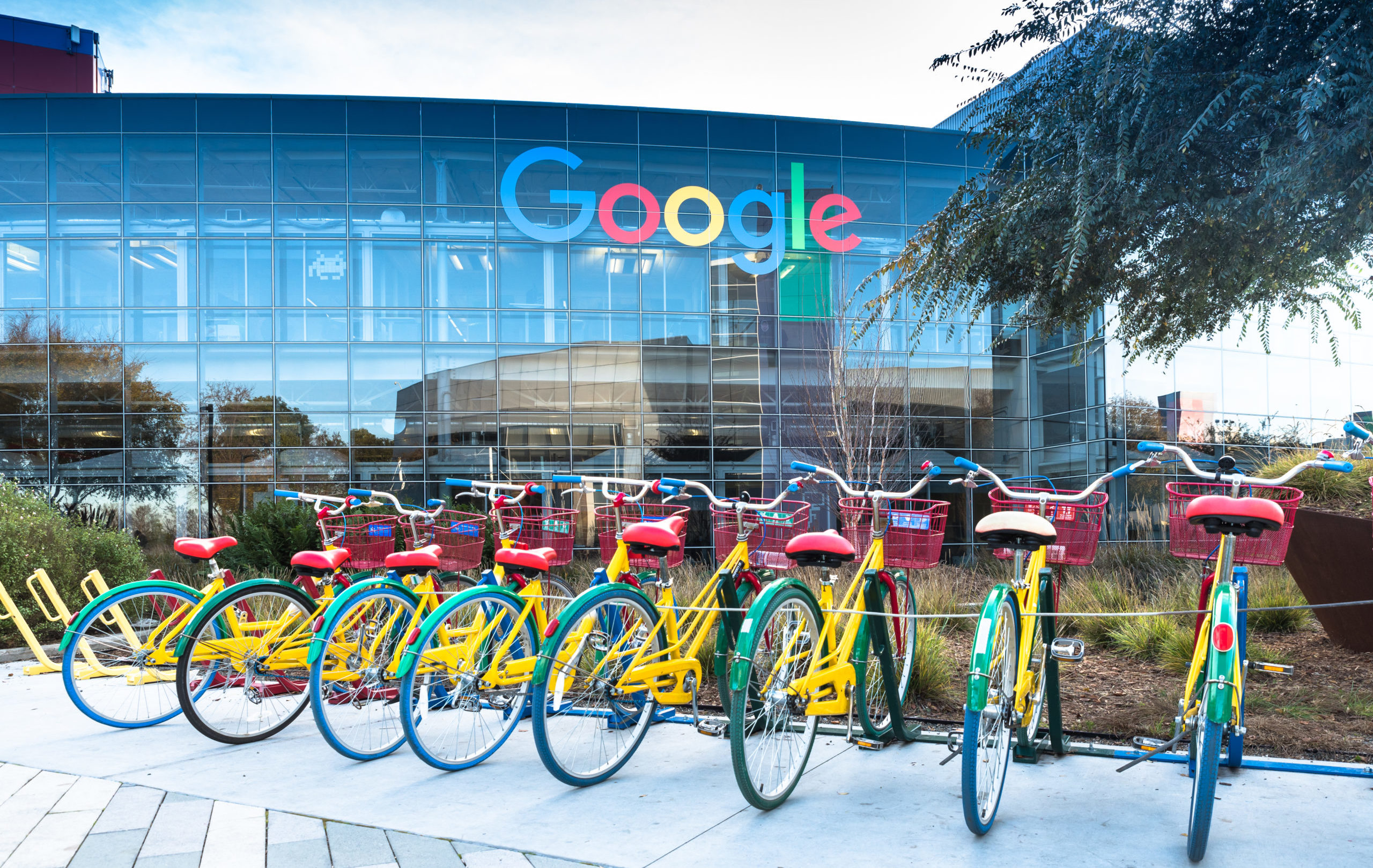 Mountain,View,,Ca/usa,December,29,,2016:,Googleplex,-,Google,Headquarters