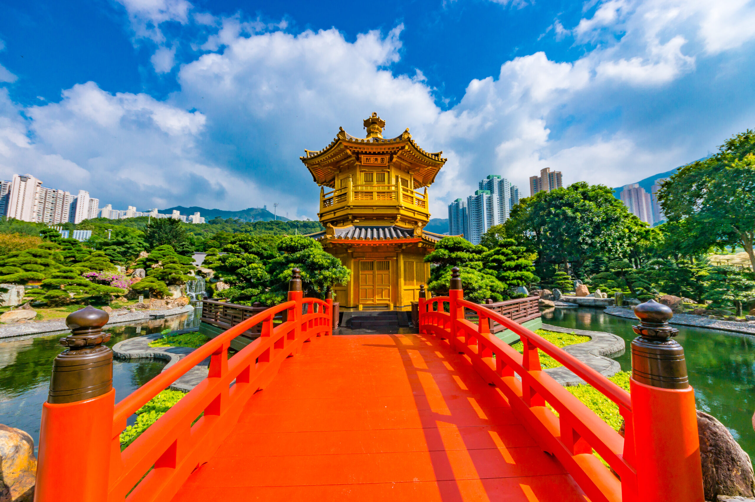 Golden,Pagoda,Of,Nan,Lian,Garden,In,Hong,Kong,City