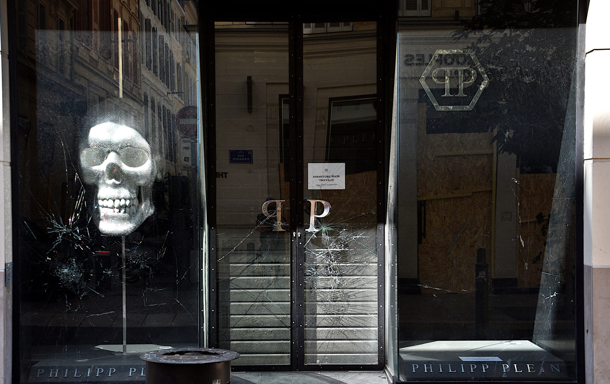 Shop windows damaged by rioters in Marseille