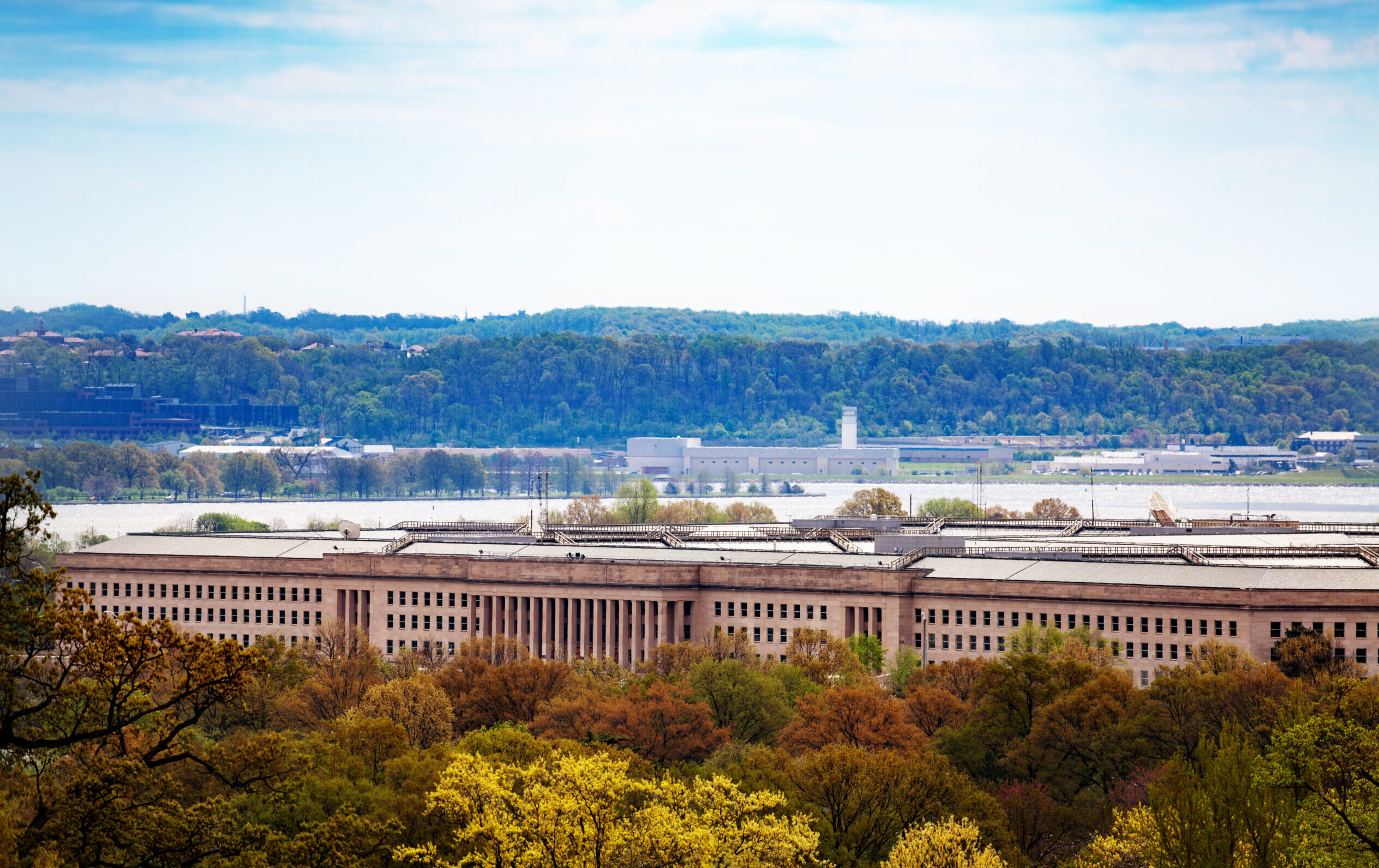 Us,Pentagon,And,Potomac,River,In,Arlington,,Virginia