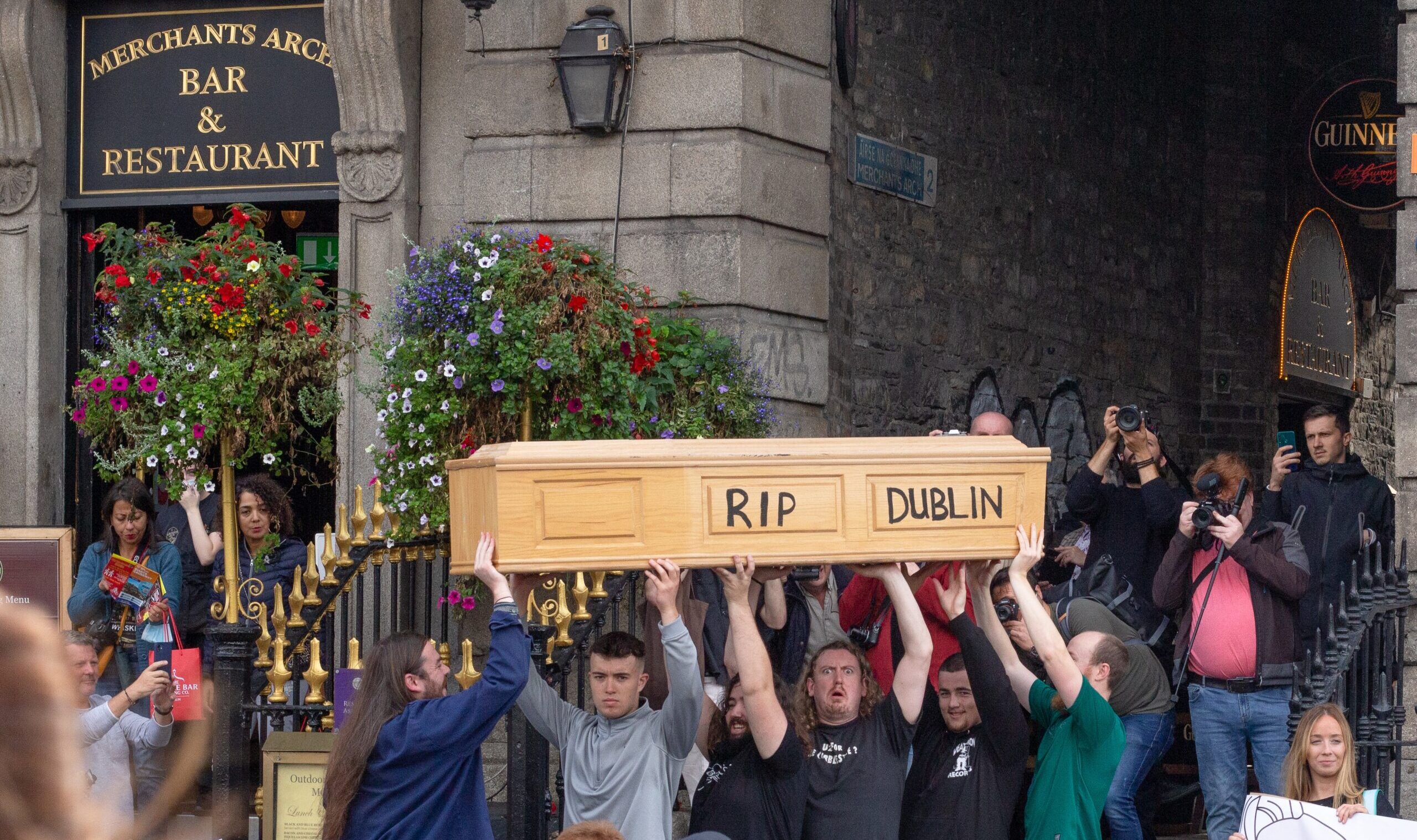 Dublin,,Ireland,-,October,9th,2021,A,Coffin,Is,Carried