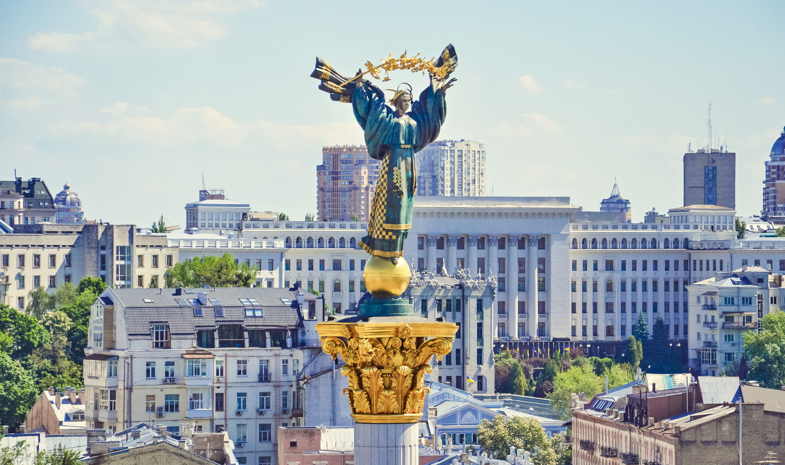 View,Of,The,Street,Khreshchatyk,And,Independence,Square,In,Kiev