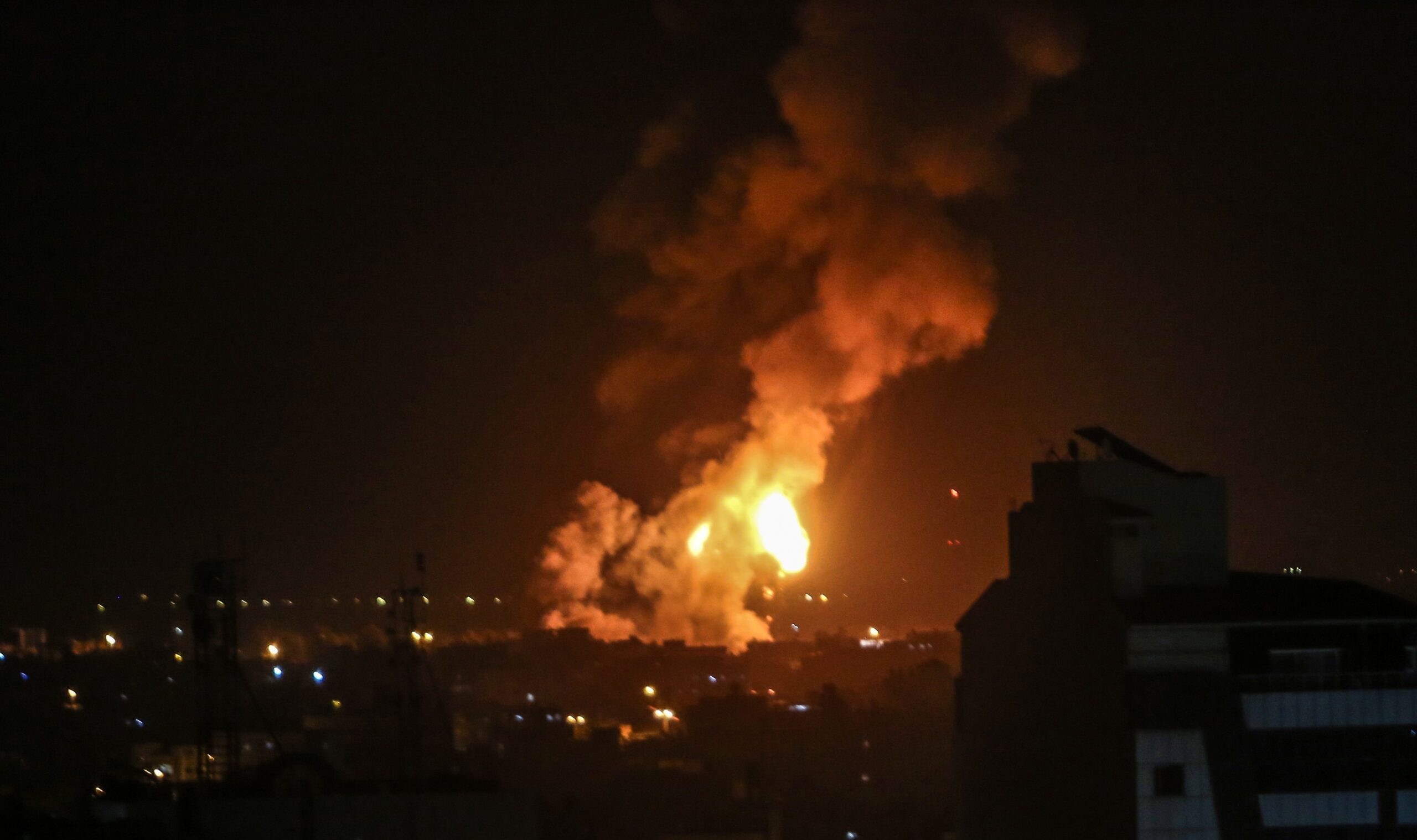 A,Ball,Of,Flames,Erupted,After,The,Israeli,Warplanes,Bombed