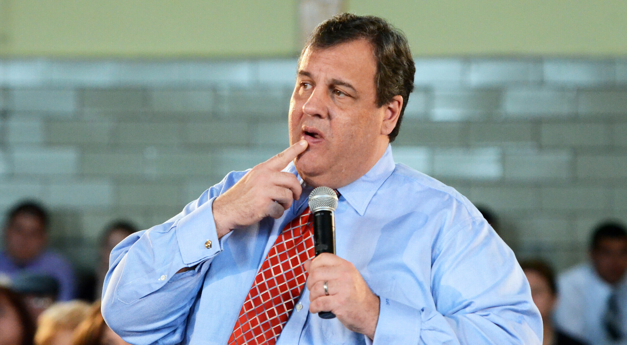 Christie Taps Out