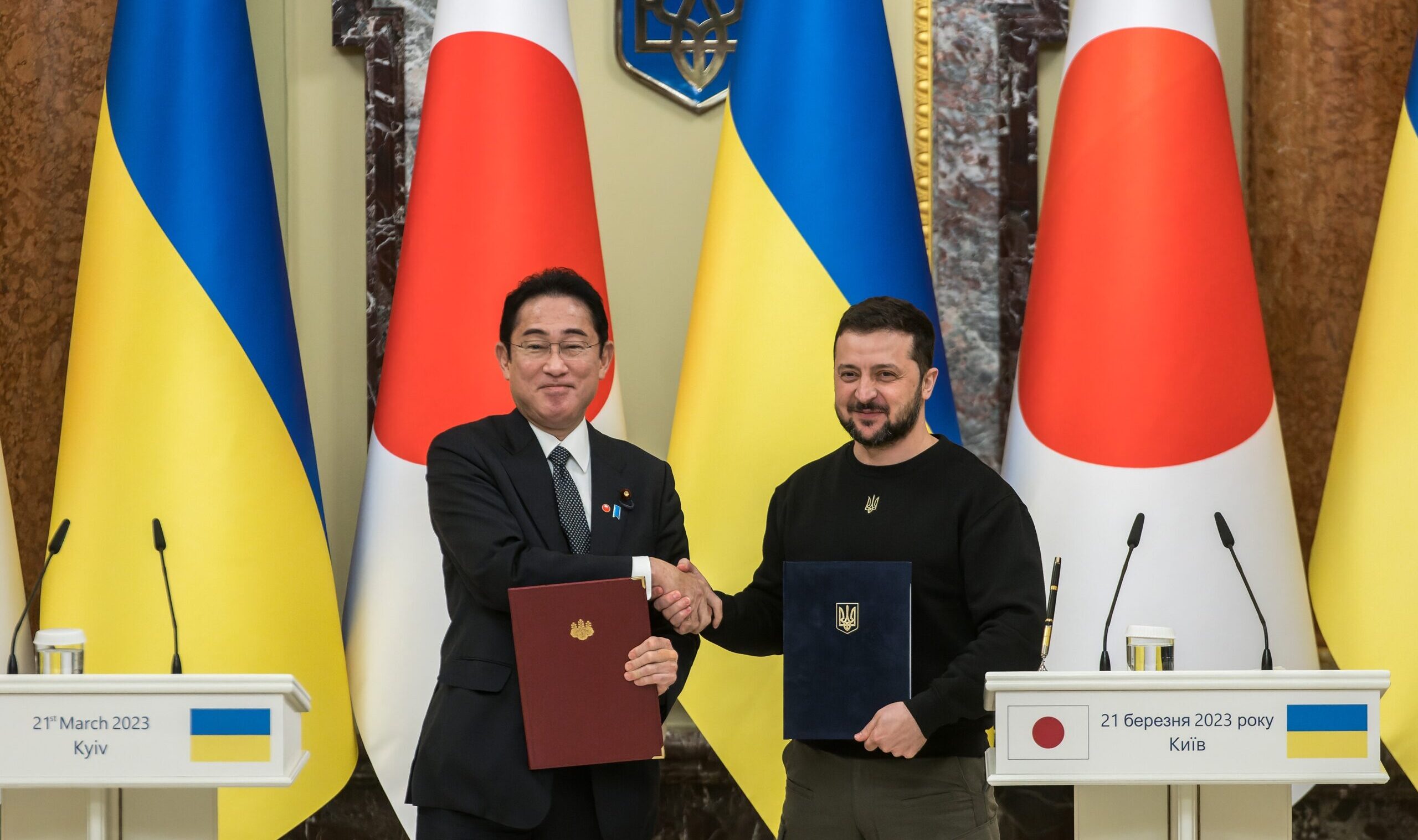 Ukraine's,President,Volodymyr,Zelenskyy,And,Japanese,Prime,Minister,Fumio,Kishida