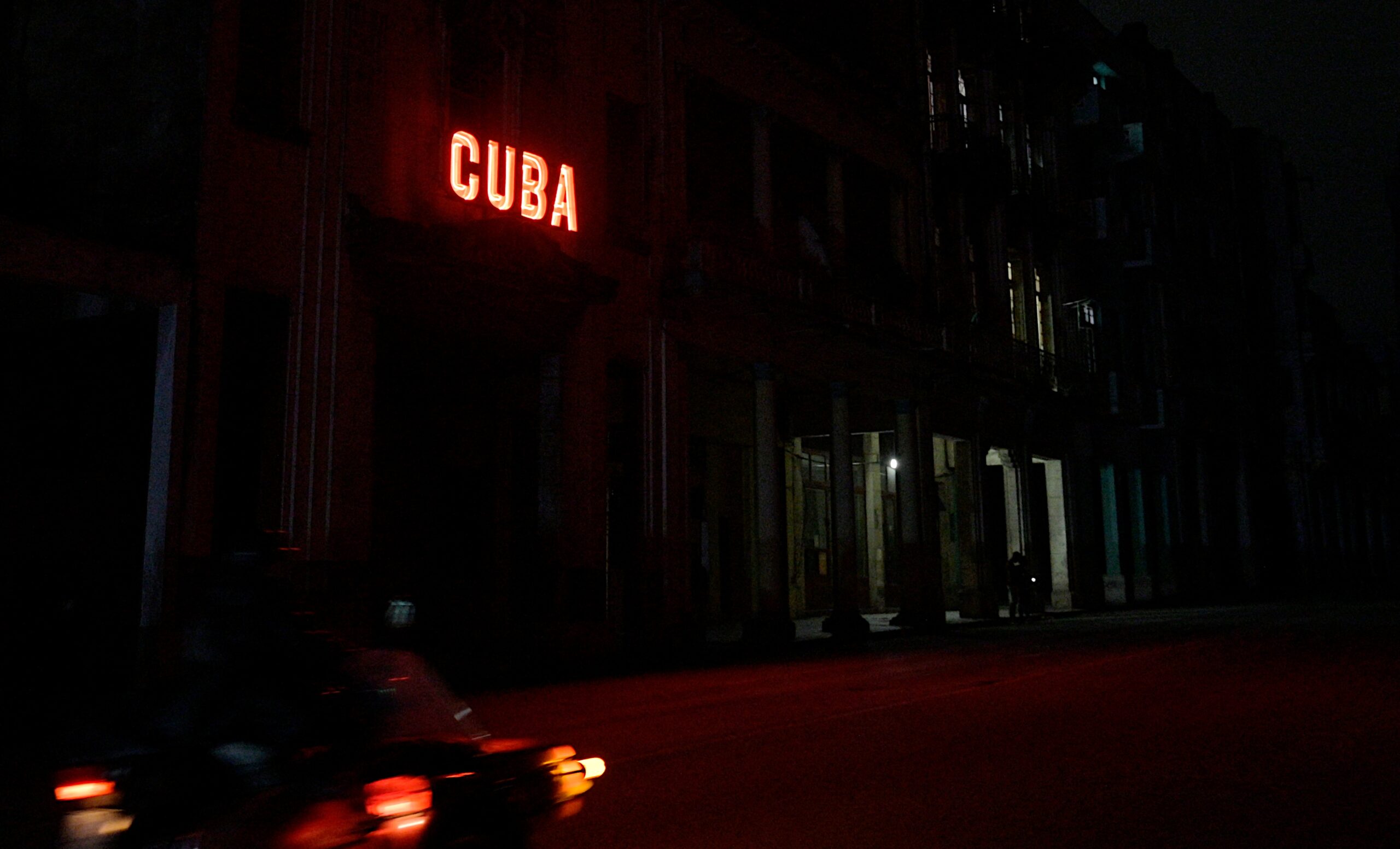 NextImg:The Lights Go Out in Cuba