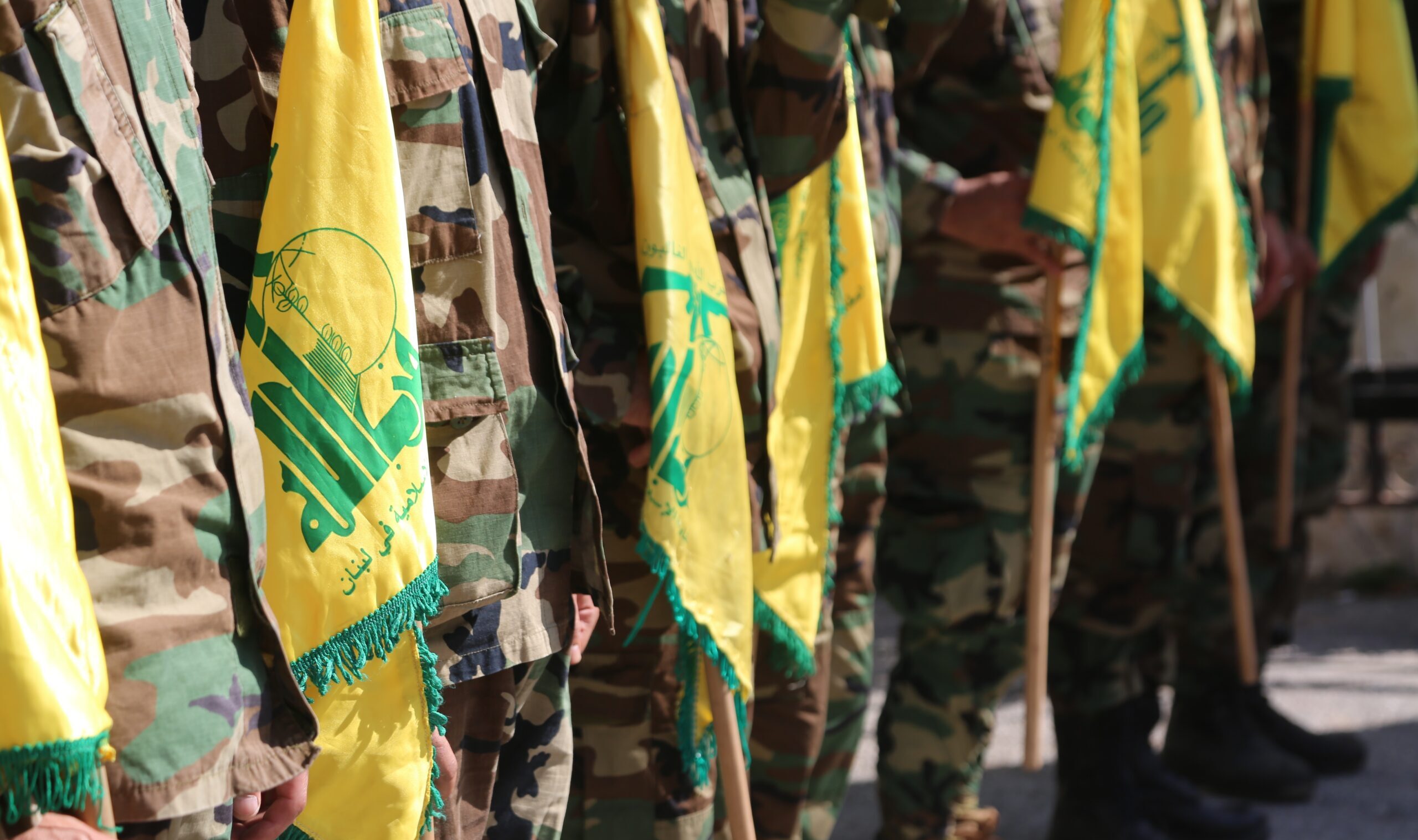 South,Government-tyre,City-lebanon,25-10-2023:,Yellow,Hezbollah,Flags