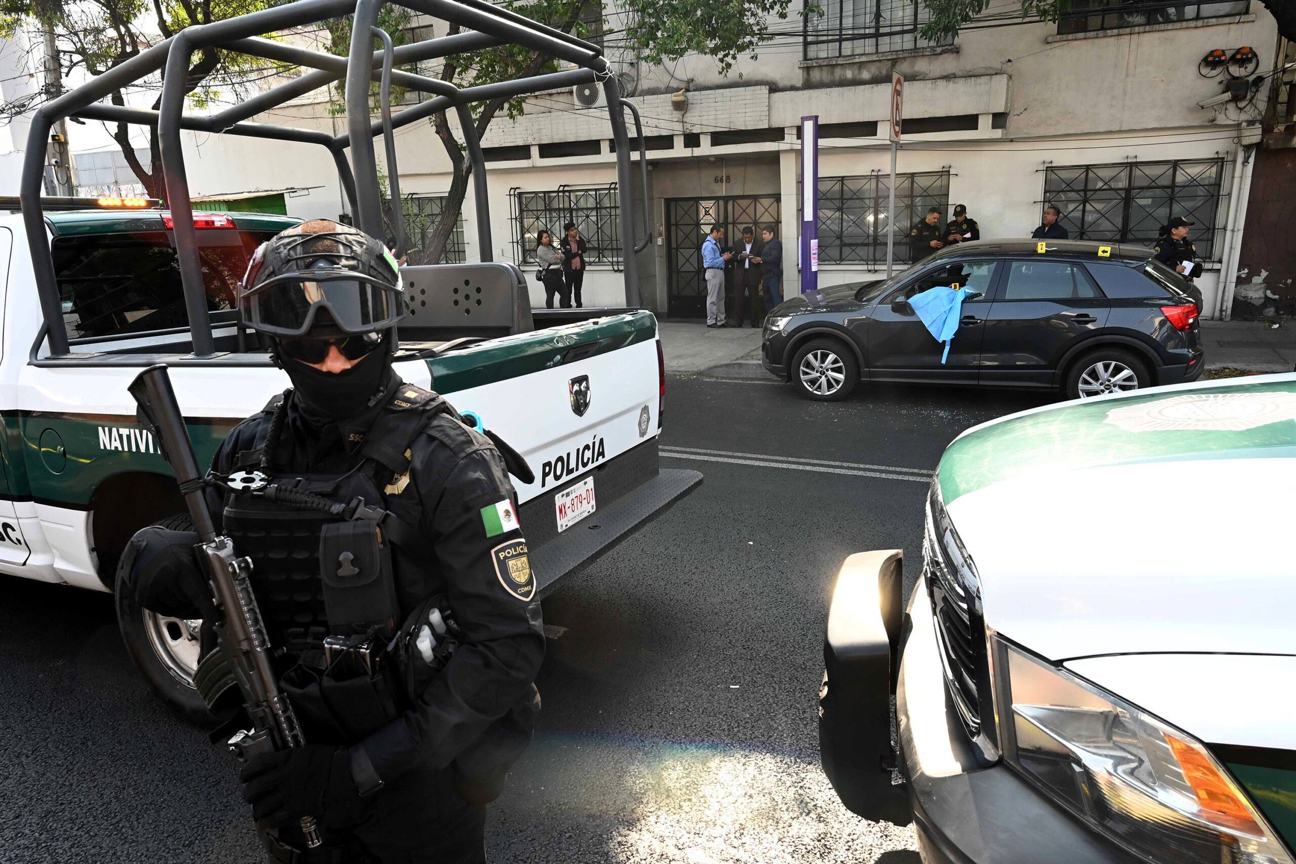 Murders of Mexico City Officials Haunt Government