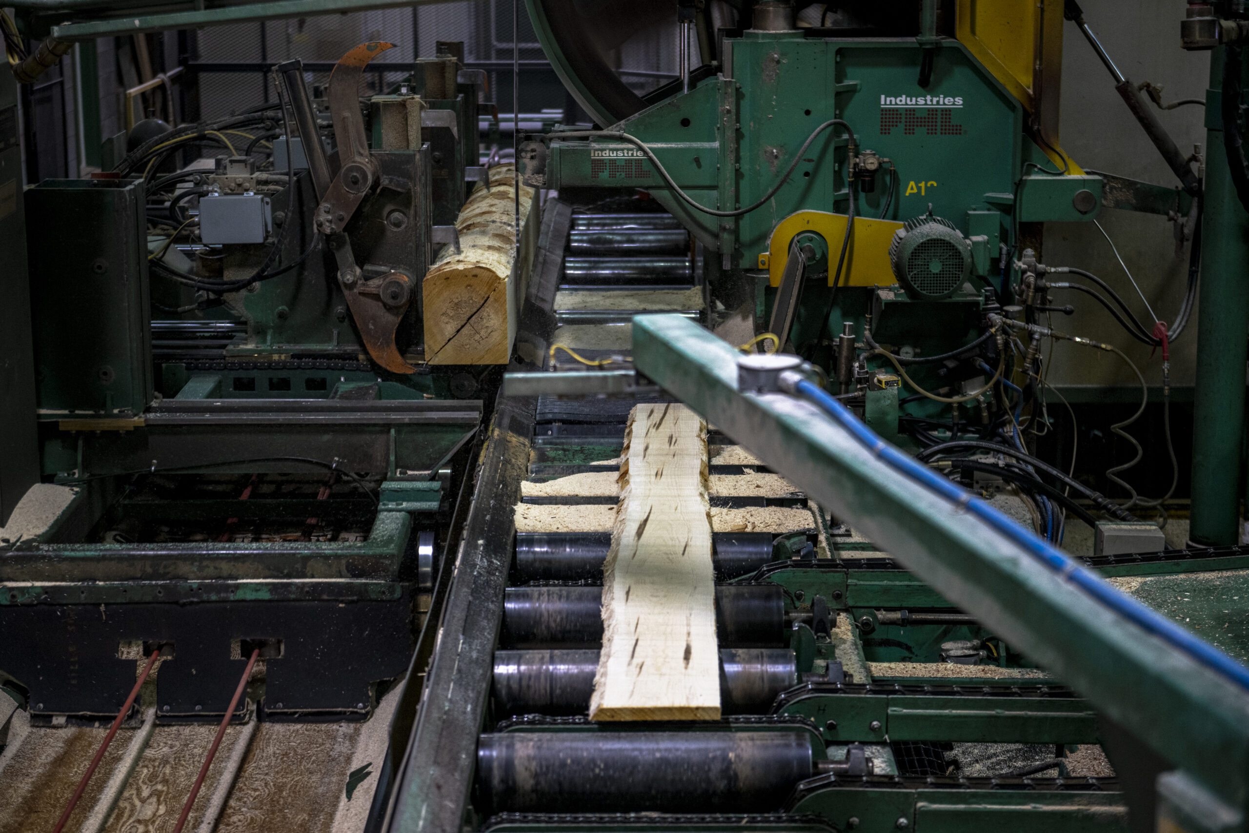 Lumber-Tariff Innovations Show How to Fix Metal Tariffs