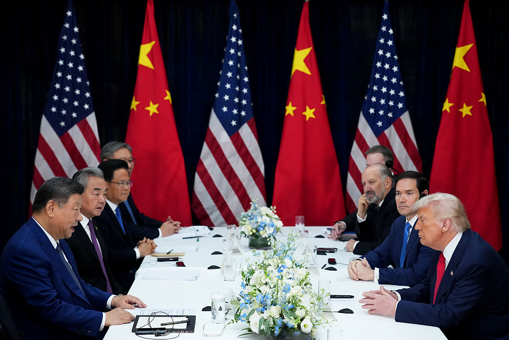 Trump Slashes China Tariff in Apparent Xi Fentanyl Deal
